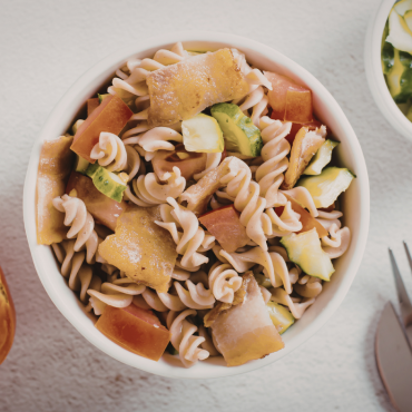 Devo mangiare meno pasta quando arriva il caldo?