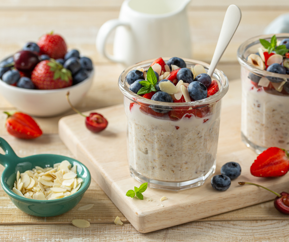 7 ricette fresche per una colazione estiva a base di porridge
